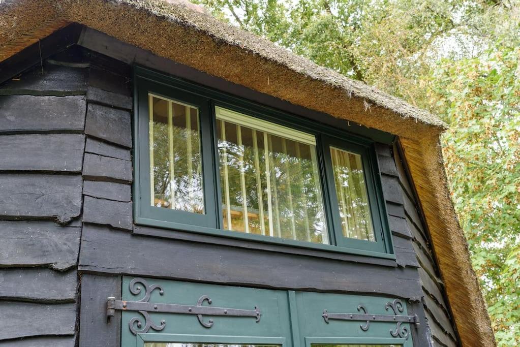 Prachtig Vrijstaand Familiehuis Op Groot Perceel Scherpenzeel  Exterior foto