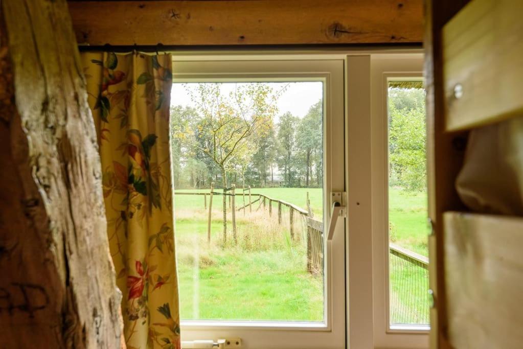 Prachtig Vrijstaand Familiehuis Op Groot Perceel Scherpenzeel  Exterior foto